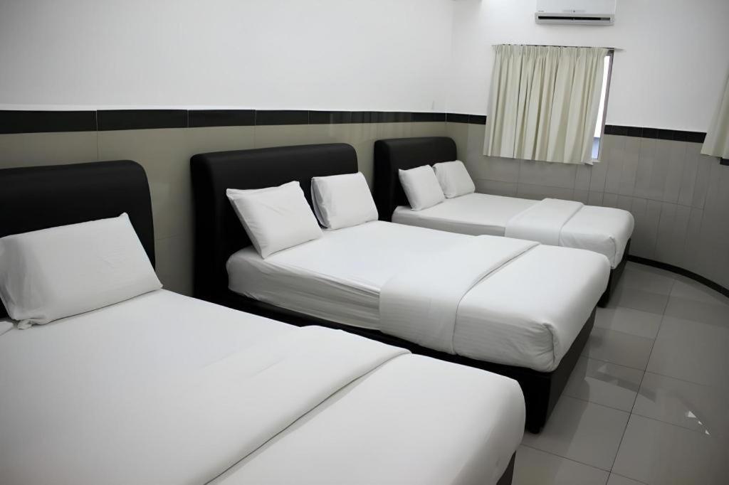 Burmahtel Hotel George Town Exterior photo