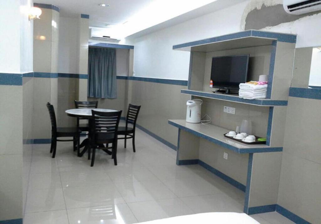 Burmahtel Hotel George Town Exterior photo