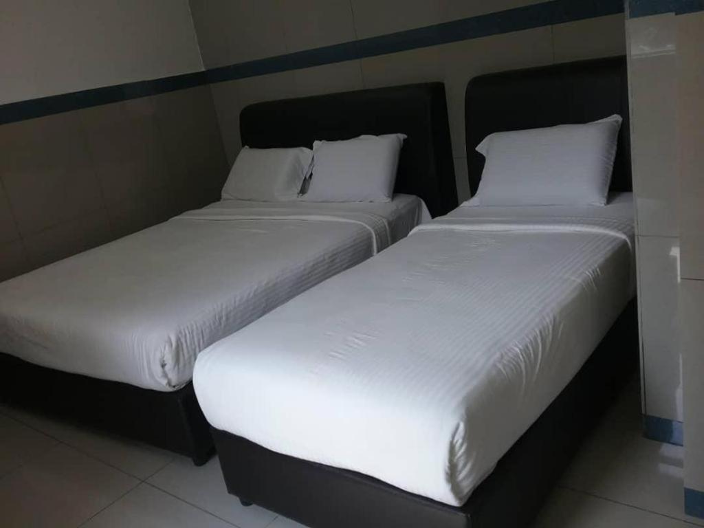 Burmahtel Hotel George Town Exterior photo