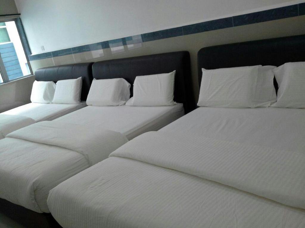 Burmahtel Hotel George Town Exterior photo