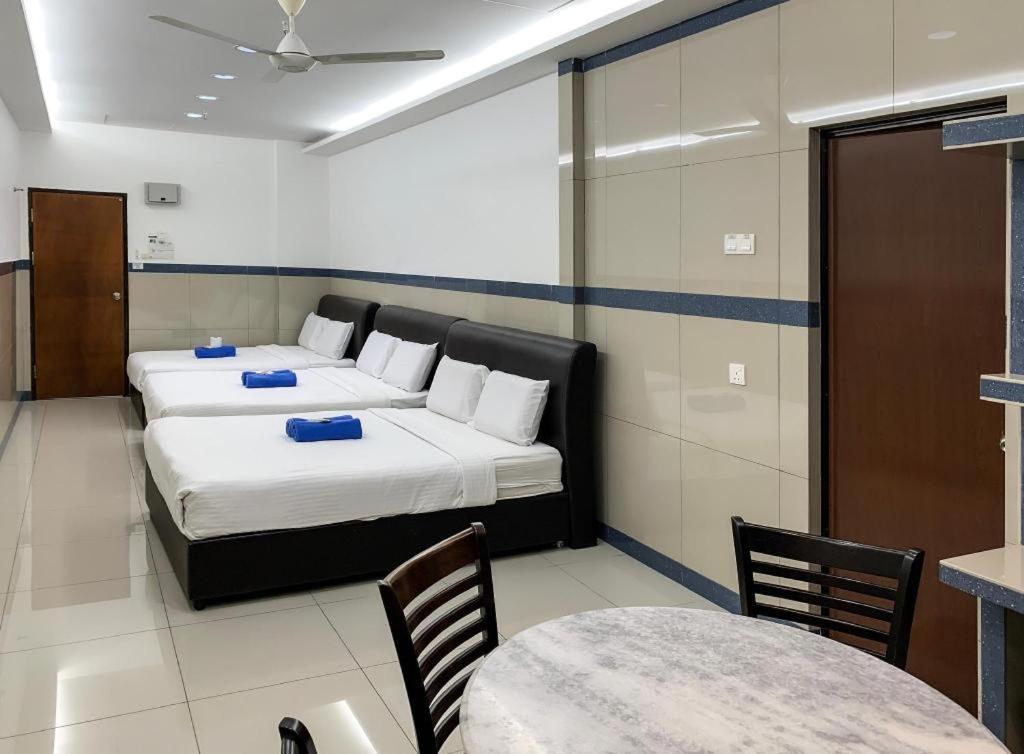 Burmahtel Hotel George Town Exterior photo