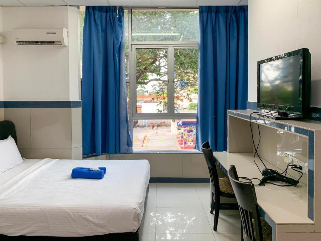 Burmahtel Hotel George Town Exterior photo